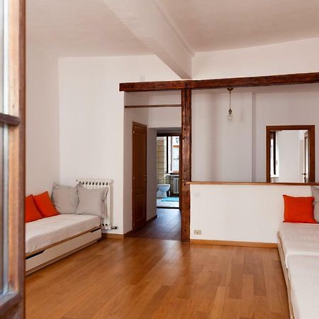 Maison Isabella - Appartamento Nel Cuore Di Aosta Kültér fotó