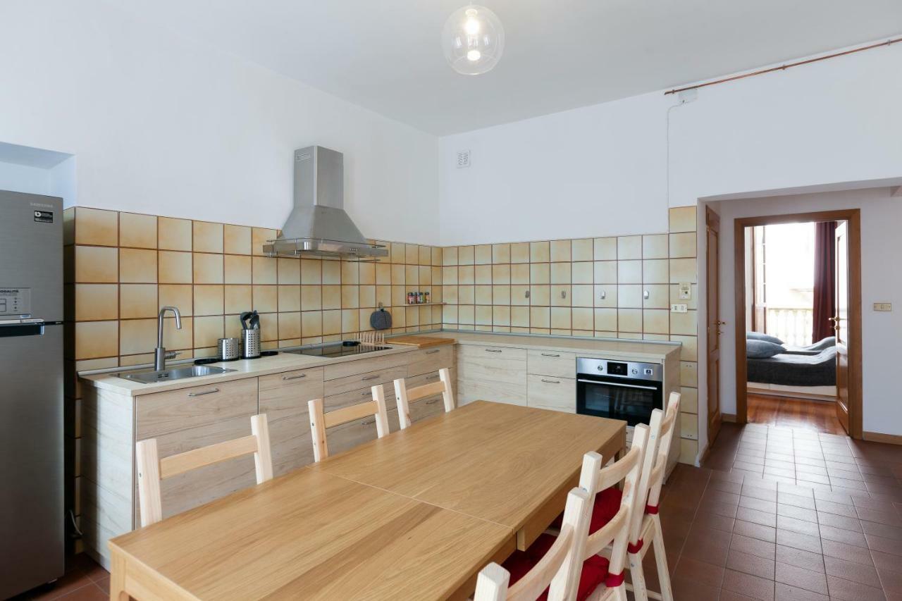 Maison Isabella - Appartamento Nel Cuore Di Aosta Kültér fotó